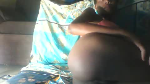 mily_cute online show from February 11, 12:28 am