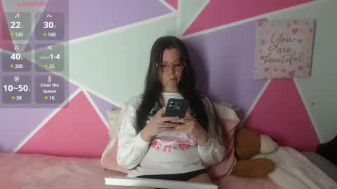 Mily Miley online show from March 10, 3:20 pm