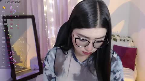 Mily online show from April 5, 10:20 pm