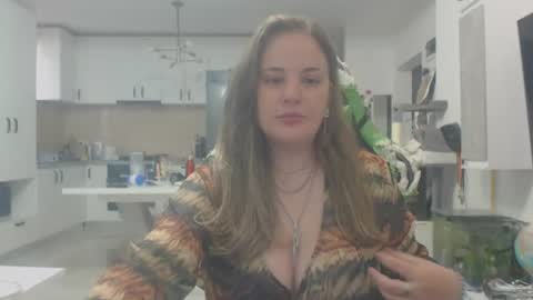 mimi_kayla_23 online show from July 1, 11:32 am