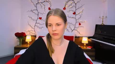 Kelly online show from October 7, 1:37 pm