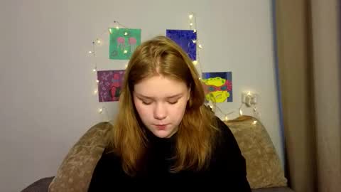 hi Im Mina  online show from March 4, 6:42 am