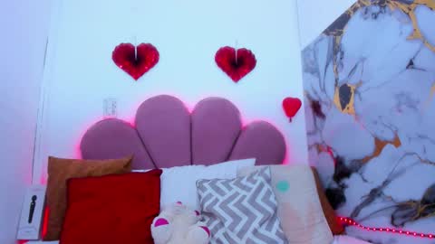 minari_ online show from February 20, 9:26 pm