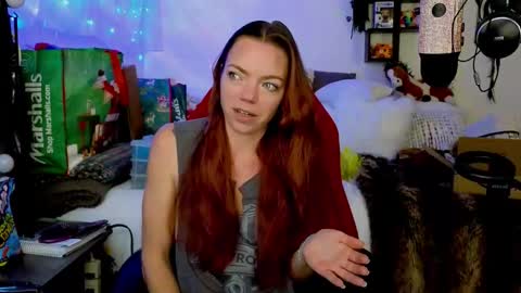 Mindy Mars online show from December 19, 4:21 pm