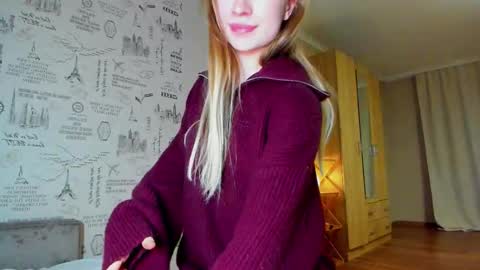 Amelia online show from December 20, 9:30 pm