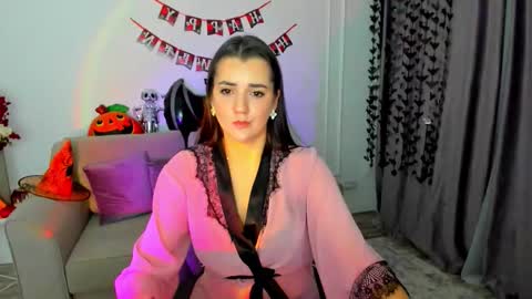 Jessi online show from October 30, 8:32 pm