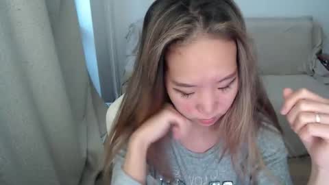 mira_g online show from September 16, 12:35 pm