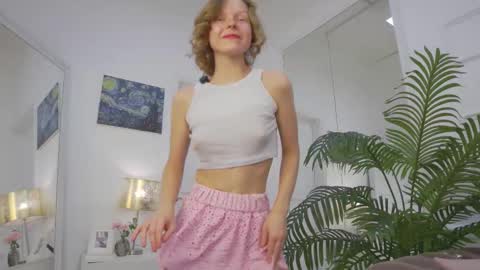 mira_marni online show from February 18, 11:20 am