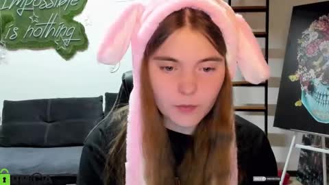 miraa_bloom online show from March 26, 4:20 pm