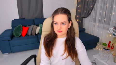 Emma online show from February 7, 1:15 am