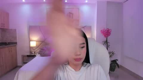 miranda_crawfor online show from February 14, 6:15 am