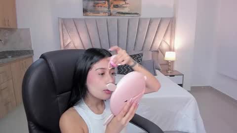 miranda_crawfor online show from October 15, 11:57 am