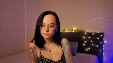 MiraSkyy online show from May 30, 6:59 pm