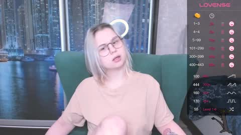 Kira online show from December 13, 4:38 pm