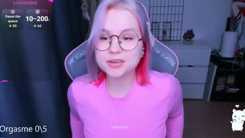 Kira online show from April 19, 6:21 pm