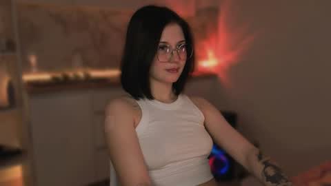 Mira online show from May 24, 9:36 pm