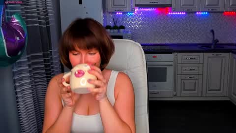 Shelley online show from January 29, 5:19 am