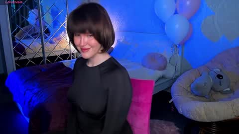 Shelley online show from January 30, 5:30 am