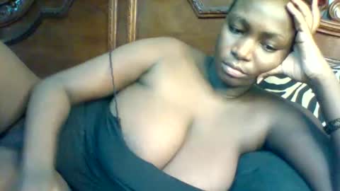 miss440 online show from January 17, 7:43 pm