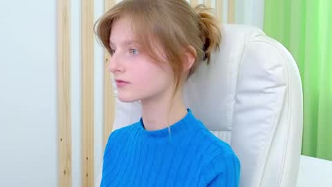 Alisa NONNUDE online show from March 12, 1:14 pm