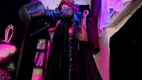 missAsmodeus online show from February 18, 8:15 pm