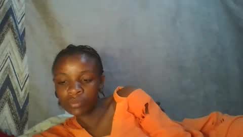 miss_belllo online show from February 24, 7:41 pm