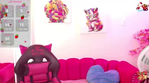 Melanie online show from November 25, 12:18 pm