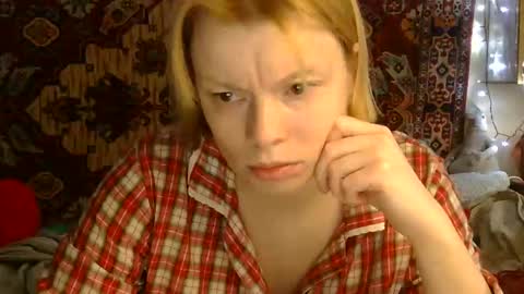 Elis online show from May 21, 11:08 am