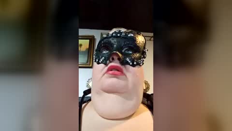 miss_ella_rose online show from June 18, 3:30 am