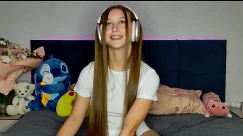 Emily online show from October 17, 5:05 pm