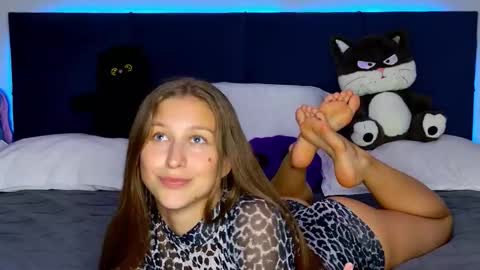 Emily online show from March 19, 7:40 pm