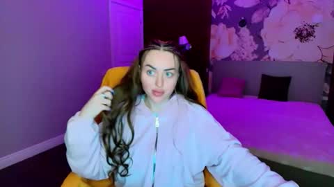 miss_kiten online show from April 16, 1:50 am