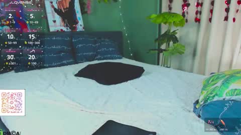 miss_lisaa online show from February 25, 3:27 am