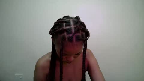 miss_rihanna2 online show from April 14, 4:18 pm