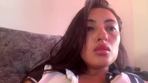 intagram miss selene59 online show from January 17, 10:23 pm