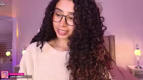 Amy Olivera online show from November 28, 1:14 pm