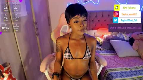 Tay Tay Independent Model   online show from September 19, 9:08 am