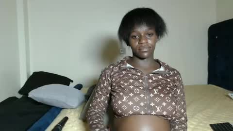 Cherie Independent model online show from July 1, 2:11 am