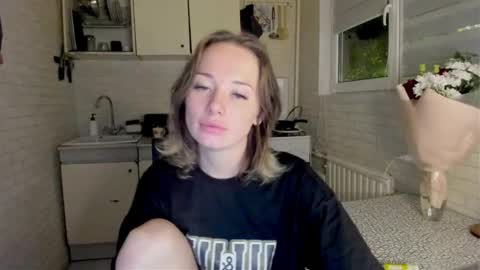 miss_you20 online show from October 12, 12:35 am