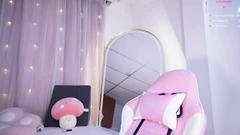 missara_ online show from February 18, 2:54 am