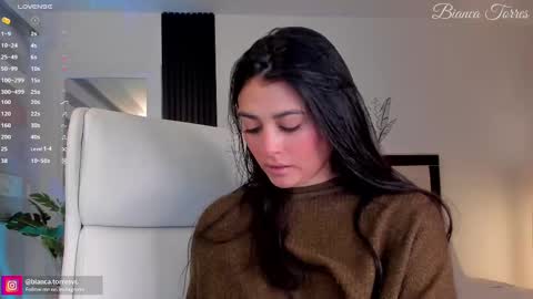 Bianca Torres online show from February 24, 11:19 pm