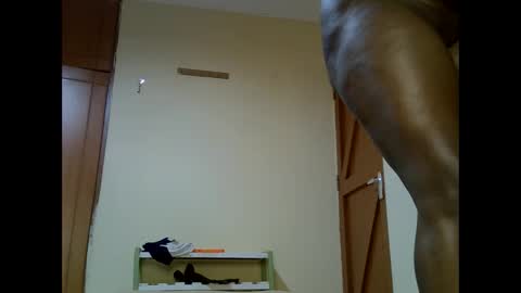 misscandy352_ online show from May 20, 7:00 pm