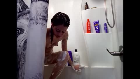 MissEeva online show from March 12, 4:46 pm