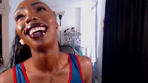 Emilie Diaz online show from March 13, 5:14 pm