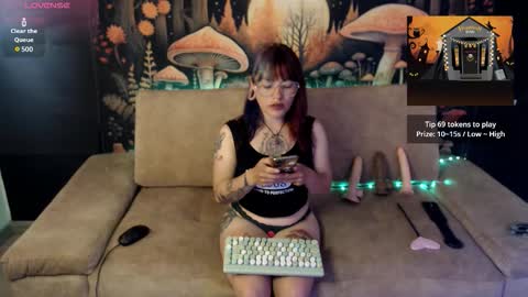 Luna online show from October 10, 1:49 pm