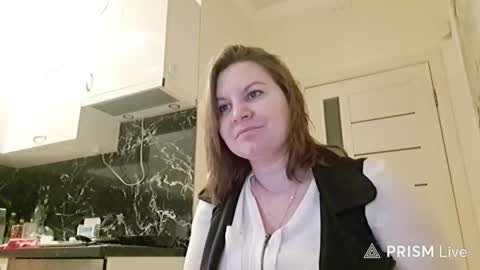 missis_laura online show from February 28, 8:30 pm