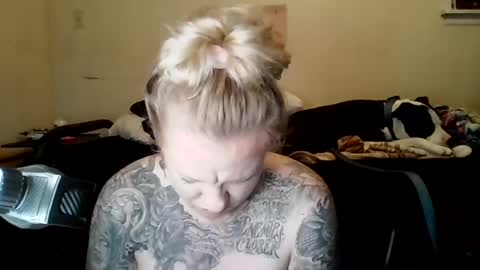 Jenna monroe online show from April 28, 2:27 am
