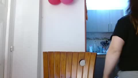 eva   online show from March 8, 9:35 am