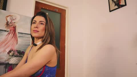 Lullu online show from April 8, 2:08 pm