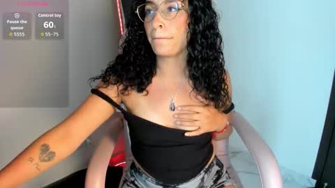 misslya0 online show from March 2, 2:33 am